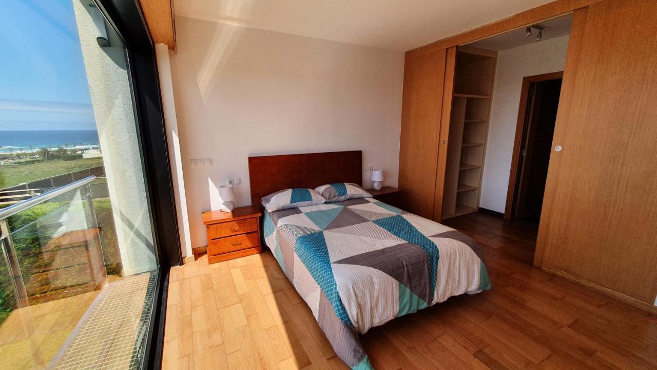 Modern 4 Double Bedroom Villa With Pool / Garden Valdoviño Exterior foto
